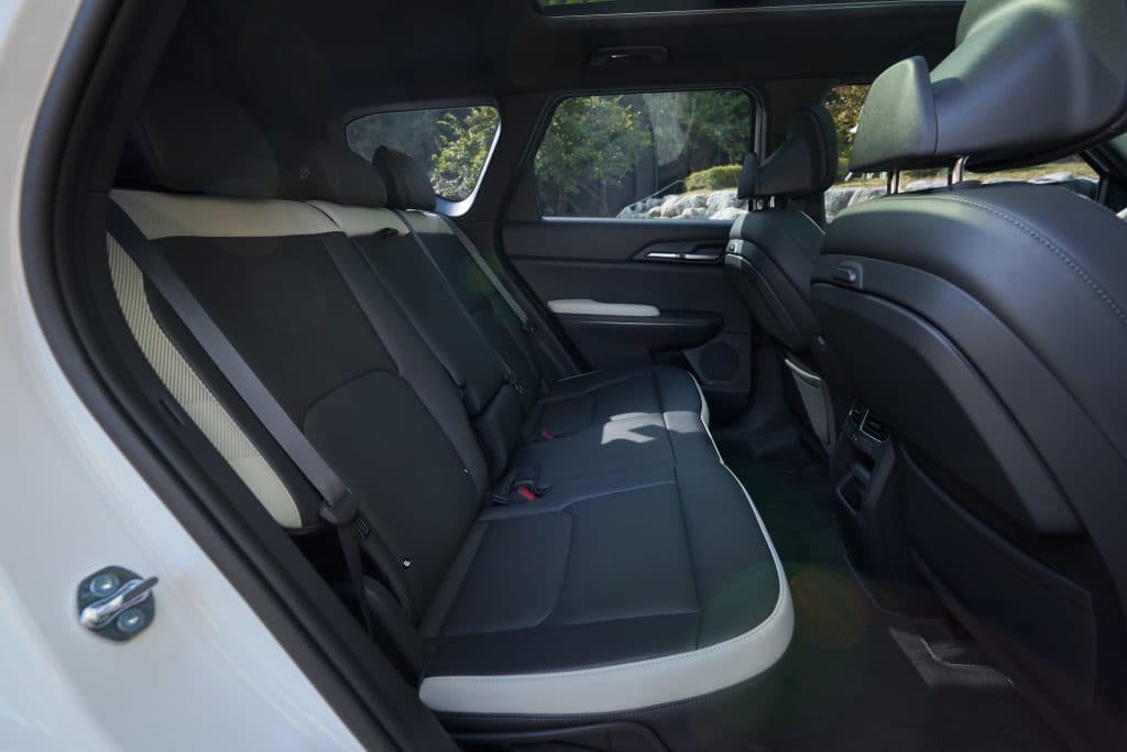 Baksätet på Kia EV5.