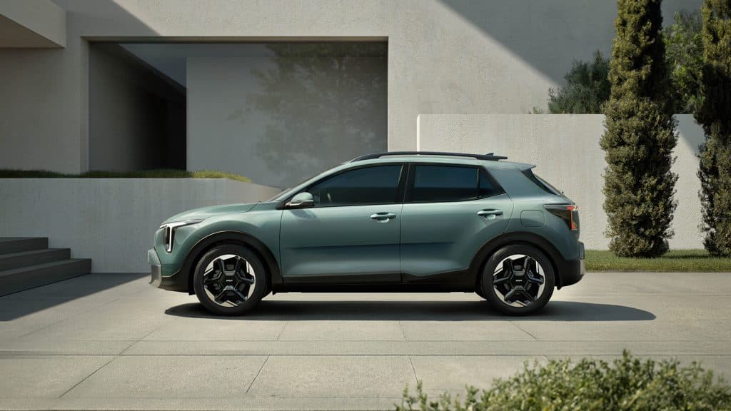 Kia Stonic från sidan.